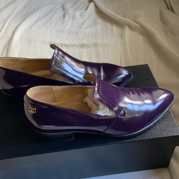 Chanel Dark Plum Calfskin Loafers I Size 7.5 - Picture 10 of 14